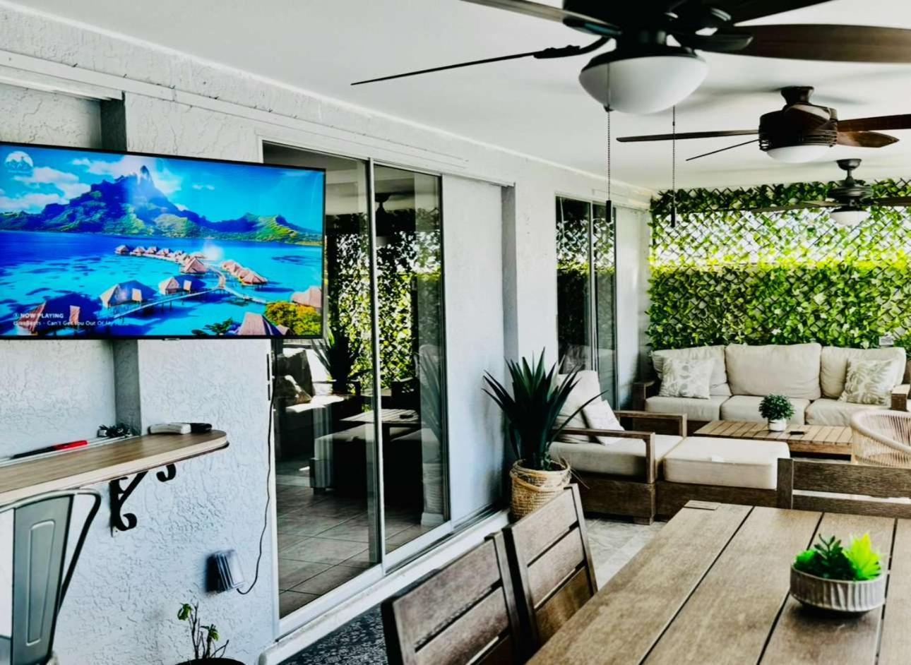 Villa Hidden Secret Waterfront Retreat Cabo Coral Exterior foto